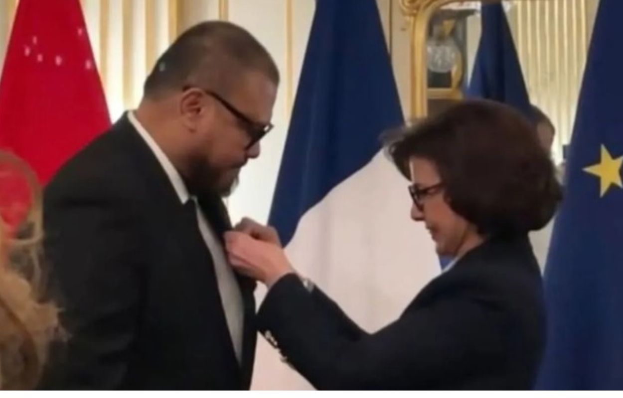 Joko Anwar Raih Gelar Ksatria dari Pemerintah Prancis