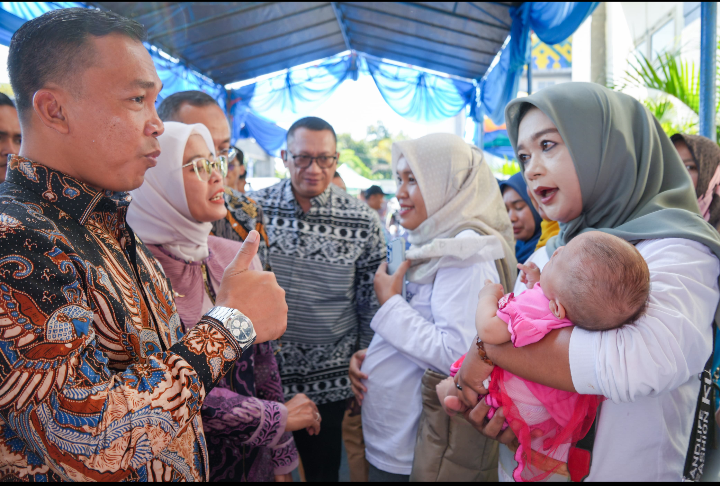 Sambut Harganas ke-32, Menteri Wihaji Resmikan Puncak Pelayanan KB Serentak di Pulau Terluar Indonesia