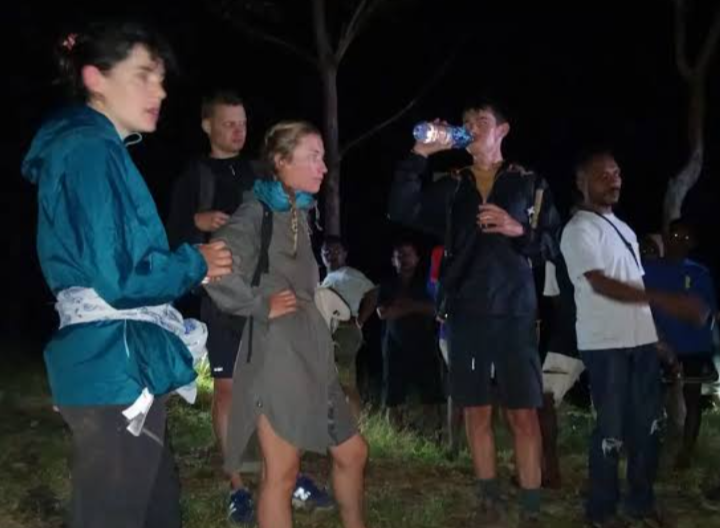 Kronologi 4 Pendaki asal Perancis Hilang selama 12 jam di Gunung Api Egon NTT