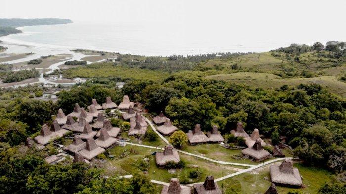 Wisata NTT: Kampung Adat Waru Wora, Dekat Pantai Marosi, Keaslian Masih Terjaga