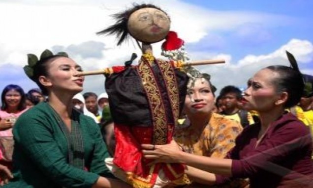 Nini Thowong: Boneka Mistis Jawa yang Penuh Cerita Magis dan Tradisi Kuno