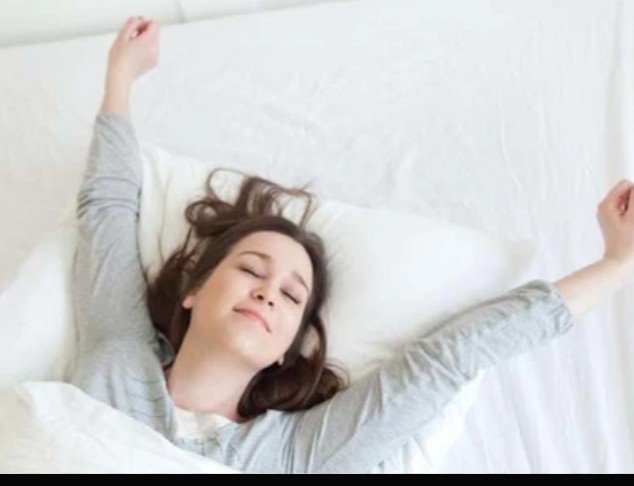Mengapa Menguap dan Meregangkan Tubuh Terasa Nikmat Dilakukan saat Bangun Tidur?