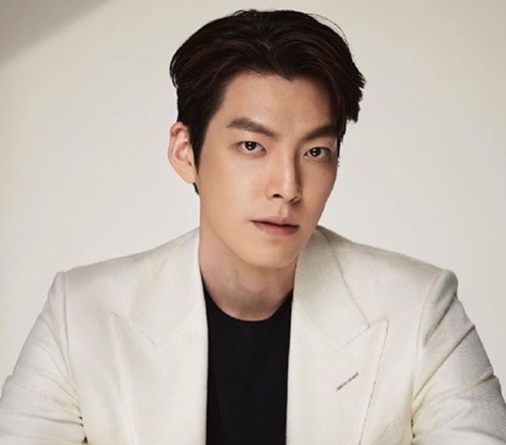 ⁠Profil dan Karier Kim Woo Bin ‘Genie, Make A Wish’