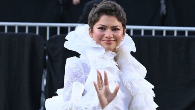 Zendaya Picu Kontroversi karena Sikapnya pada Ibu Negara Perancis