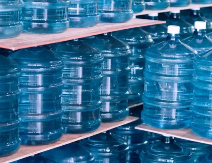 Apa kata Pakar soal Minum Air Isi Ulang Bahan Polikarbonat