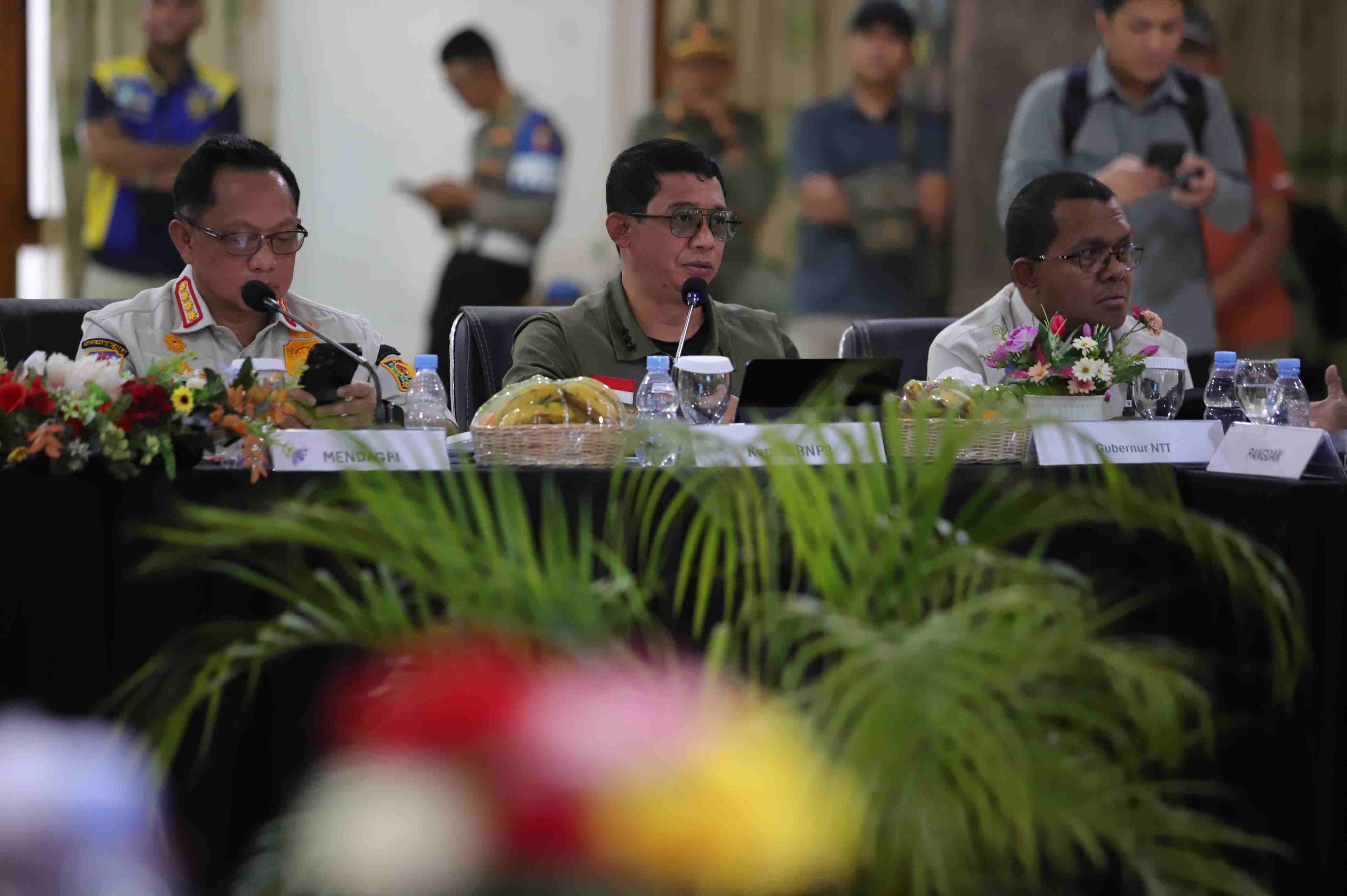 Pemerintah Siapkan 8 Langkah Strategis Agar NTT Segera Pulih dari Gempa