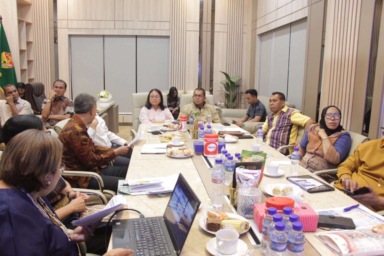 Gubernur Melki Buka Peluang Investasi Polandia di NTT, Perikanan hingga EBT Jadi Sorotan