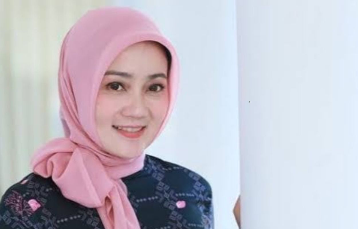 Atalia Praratya: Judes, Galak, Pelit tapi Diselingkuhi