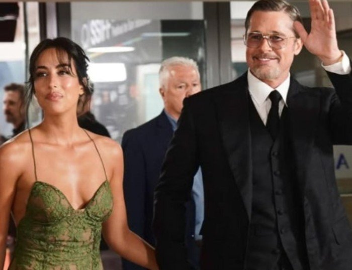 Brad Pitt-Ines de Lamont Hadiri Acara Publik
