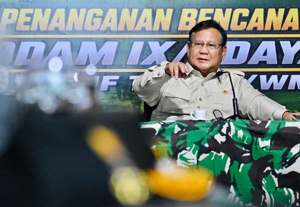 Presiden Prabowo Tiba di NTT, Tinjau Langsung Kondisi Warga Terdampak Gempa Flores