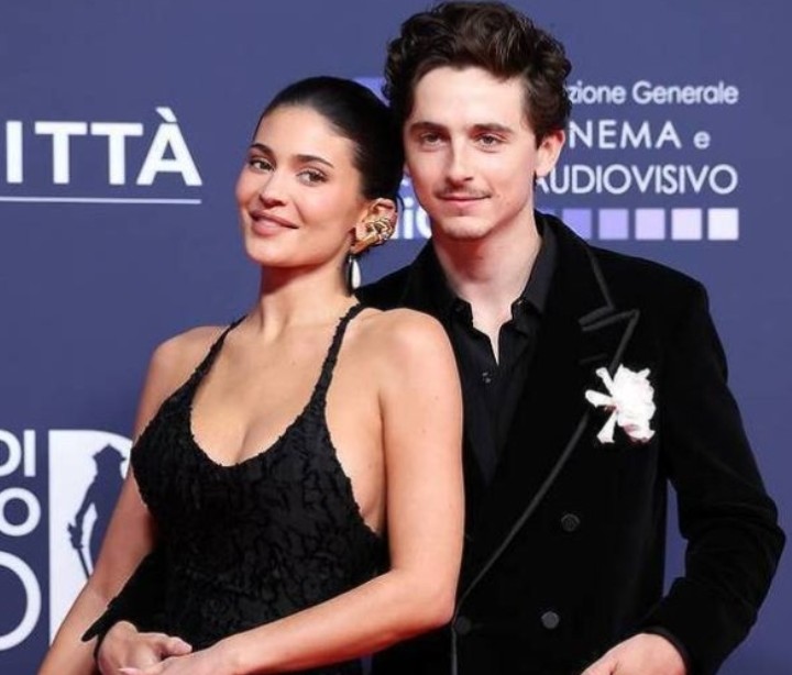 'Hubungan 3 Tahun' Kylie Jenner-Timothy Chalamet dan Tekanan Pernikahan