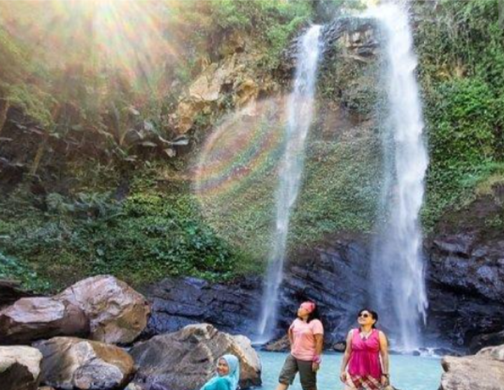 Wisata NTT, Pesona Air Terjun dibalik Pantai yang Indah dan Eksotis