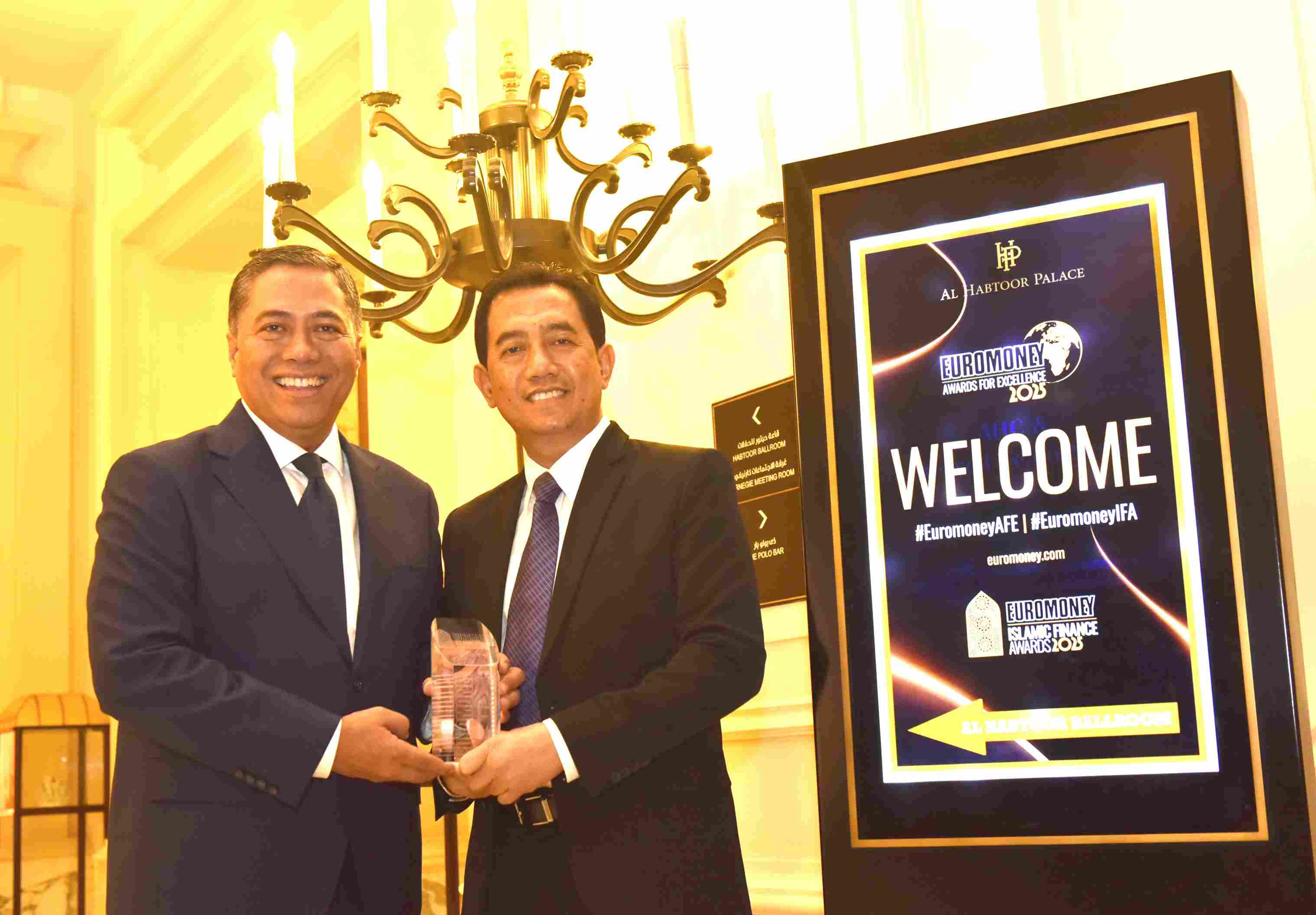 BTN Syariah Kembali Raih Penghargaan Internasional Best Islamic Bank 2025