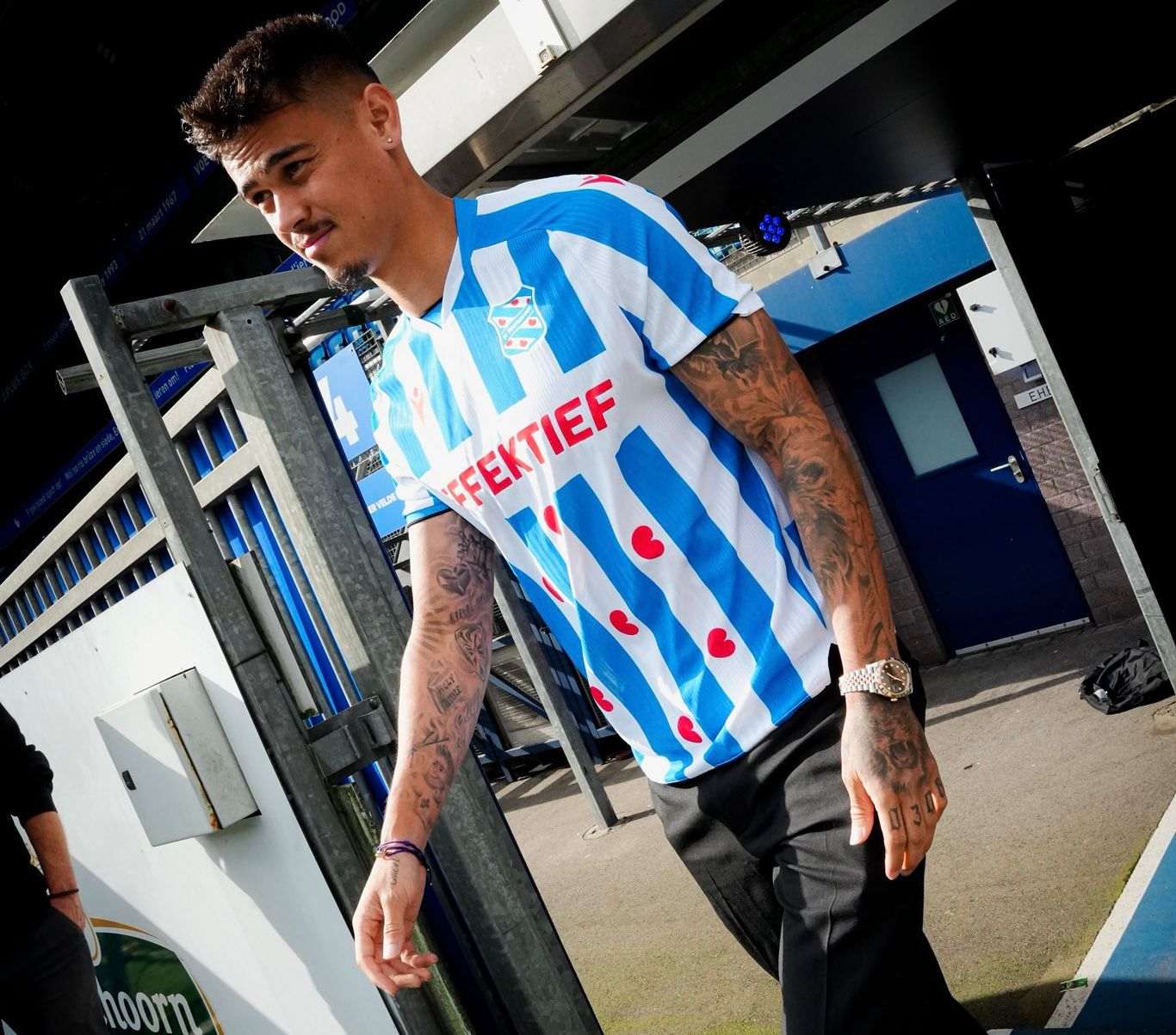 Bek Timnas Indonesia Mees Hilgers Resmi Berseragam SC Heerenveen