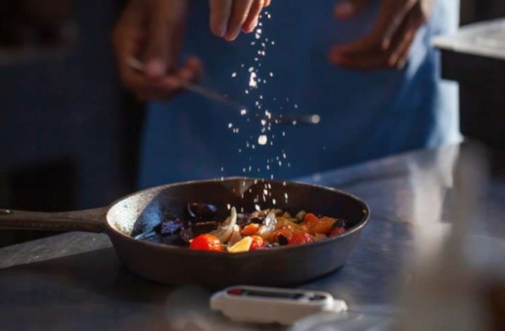 Mitos Masak Keasinan, Dasar Prasangka di Indonesia