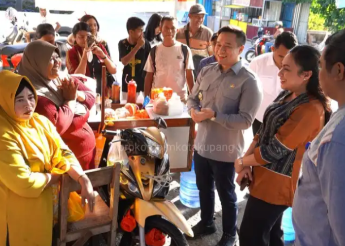 Turun Langsung, Bermasalah dengan Aparat Walkot dan Wawali Ajak Dialog Pedagang Salome