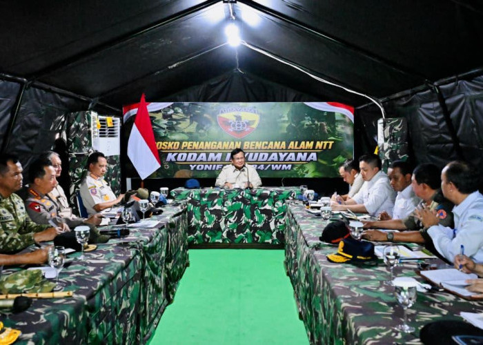 Prabowo Pimpin Rapat di Nagekeo, Pemerintah Percepat Penanganan Gempa NTT