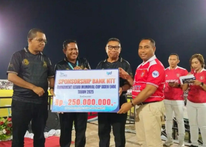 Bank NTT Serahkan Rp 250 Juta untuk Panitia El Tari Memorial Cup XXXIV di Ende