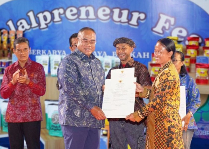 PNM Sinergi MES Dorong Usaha Ultra Mikro Naik Kelas Lewat Produk Halal