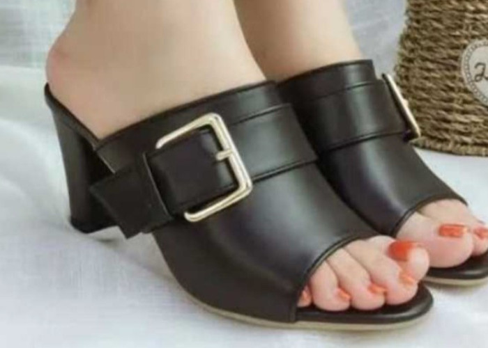 Jenis Sepatu yang Pantang Dipakai di Pesawat