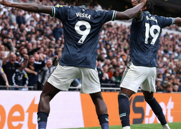 Newcastle Bekuk Tottenham 2-0, Spurs Menelan Kekalahan Beruntun