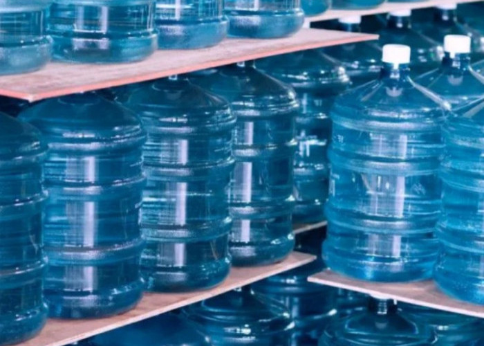 Apa kata Pakar soal Minum Air Isi Ulang Bahan Polikarbonat