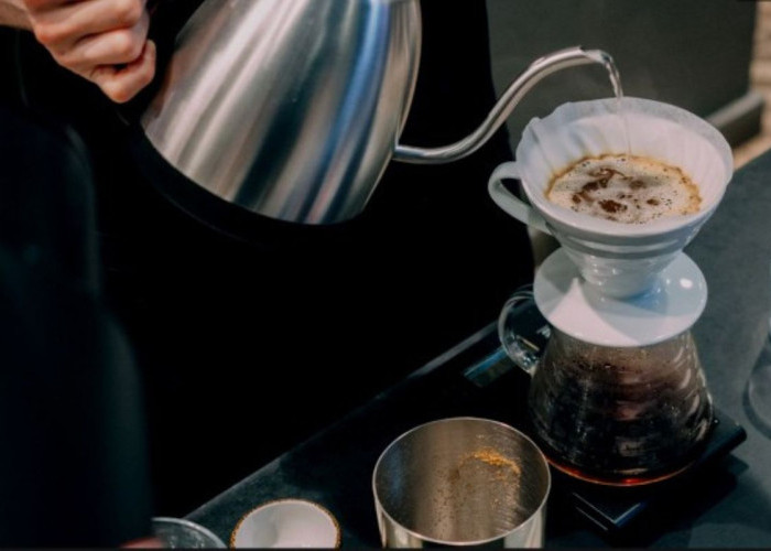 Menyeduh Kopi dengan Metode V60, Ngopi ala Kafe di Rumah