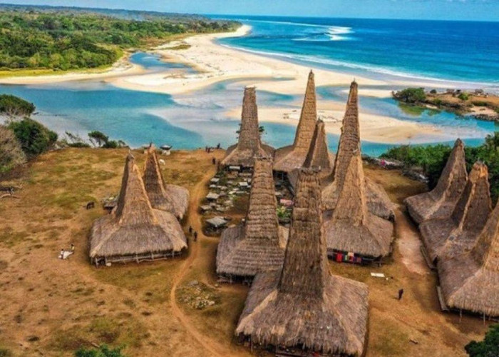 Tak Hanya Pantai, Ini 5 Destinasi Wisata Sumba yang Padukan Alam dan Budaya