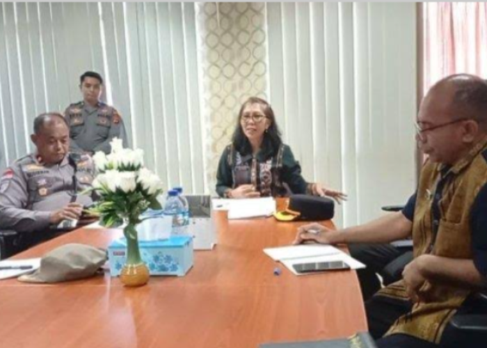 Asisten II Setda Provinsi NTT Janji Tindak Lanjuti Tuntutan Sopir Pikap ke Gubernur