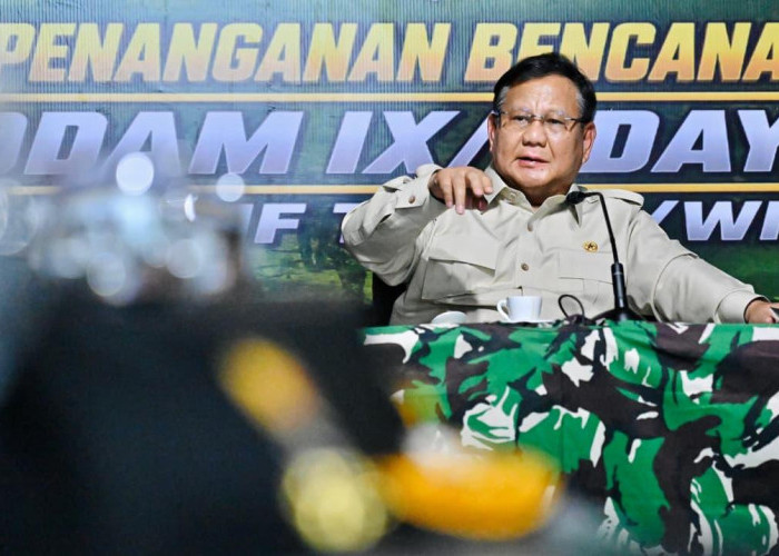 Presiden Prabowo Tiba di NTT, Tinjau Langsung Kondisi Warga Terdampak Gempa Flores