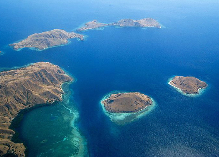 Daftar 6 Wilayah NTT dengan Potensi Wisata Terindah tapi Terlupakan oleh Wisatawan