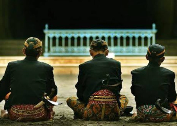 Jangan Menyapu di Malam Hari? Ini Mitos Menurut Kepercayaan Jawa