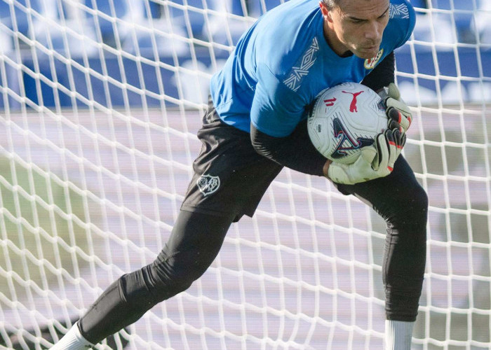 Emil Audero Tampil Gemilang! 3 Penyelamatan Krusial Bantu Rayo Vallecano Tekuk Espanyol