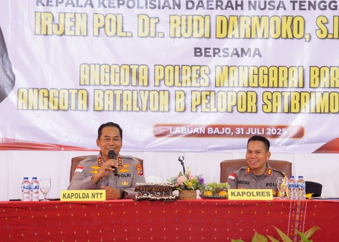 Disambut Adat Manggarai, Kapolda NTT Kunjungi Labuan Bajo Perkuat Sinergi dan Layanan Polri