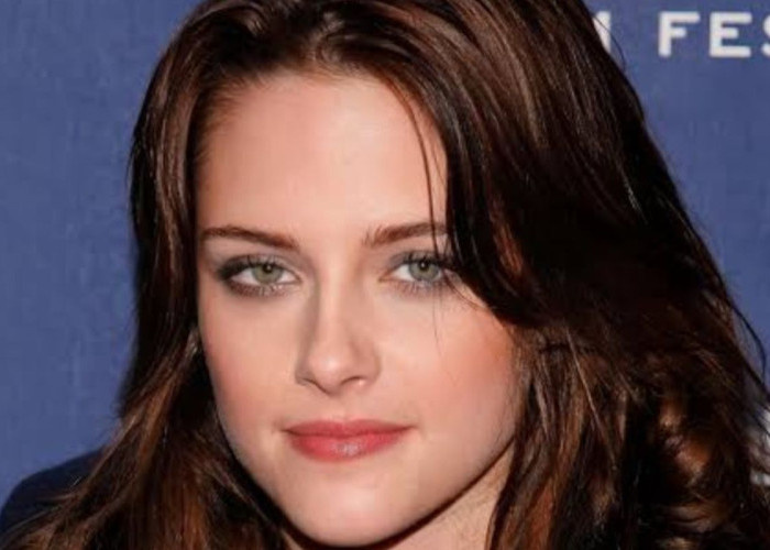 Kristen Stewart Bakal Hadir di Remake Twilight