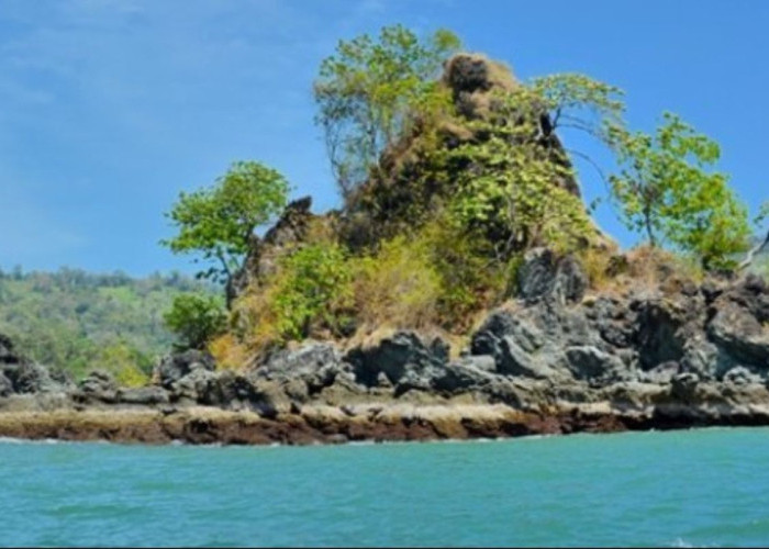 Hidden Gem, Pulau Kunti di Jawa Barat, Destinasi Wisata Liburan Tahun Baru 2026