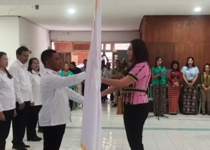 Serena Francis Melantik Pengurus PMI Kota Kupang 2025-2030