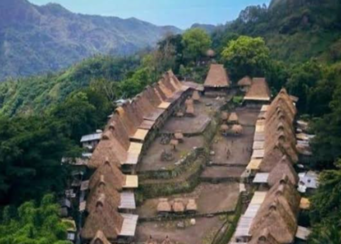 Menjelajah Kearifan Lokal di Desa Wisata Watumanu, Ngada, NTT