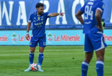 Frans Putros Tinggalkan Persib Bandung Setelah Semusim Bersama Maung Bandung